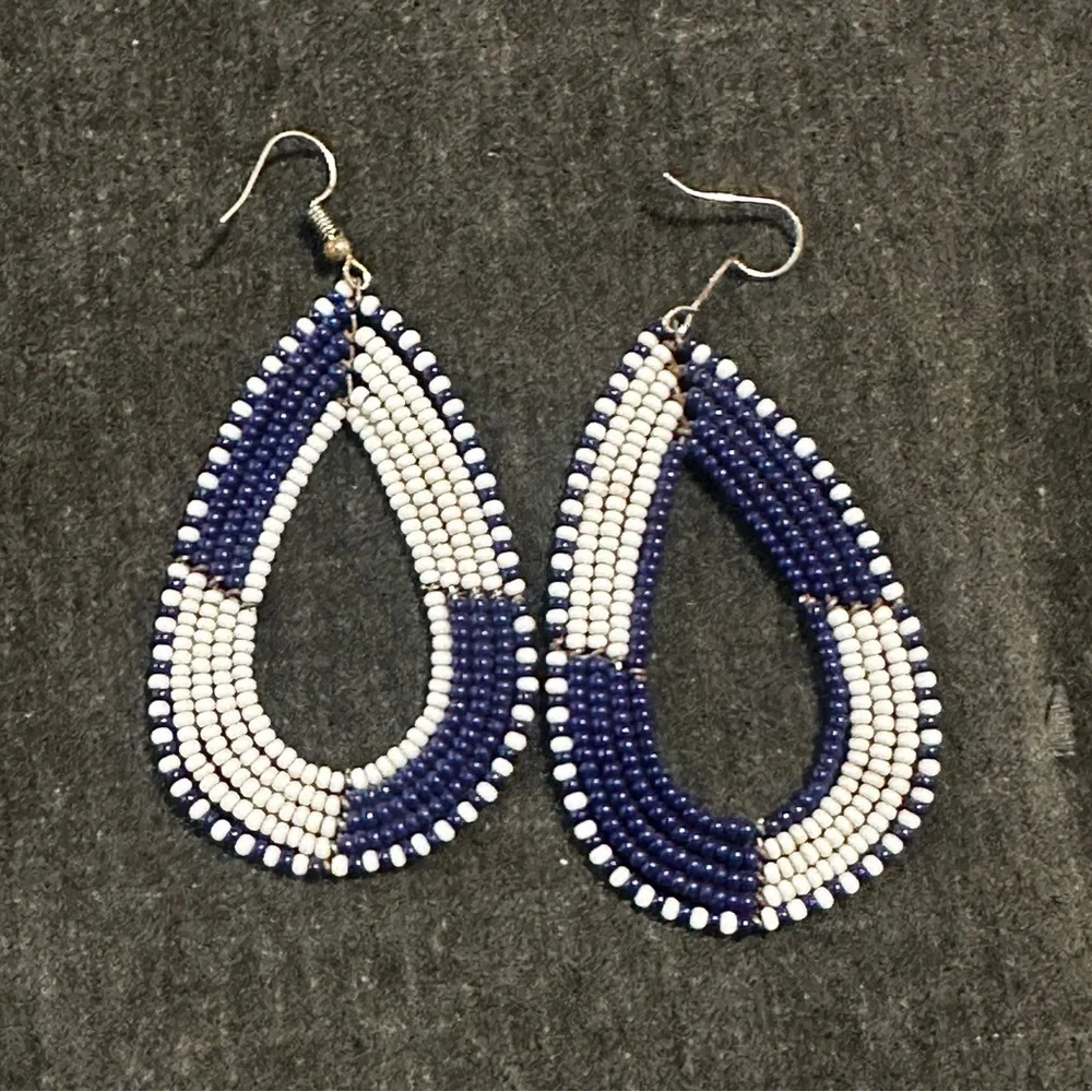 NEW African Handmade Beaded Earrings Blue and White
